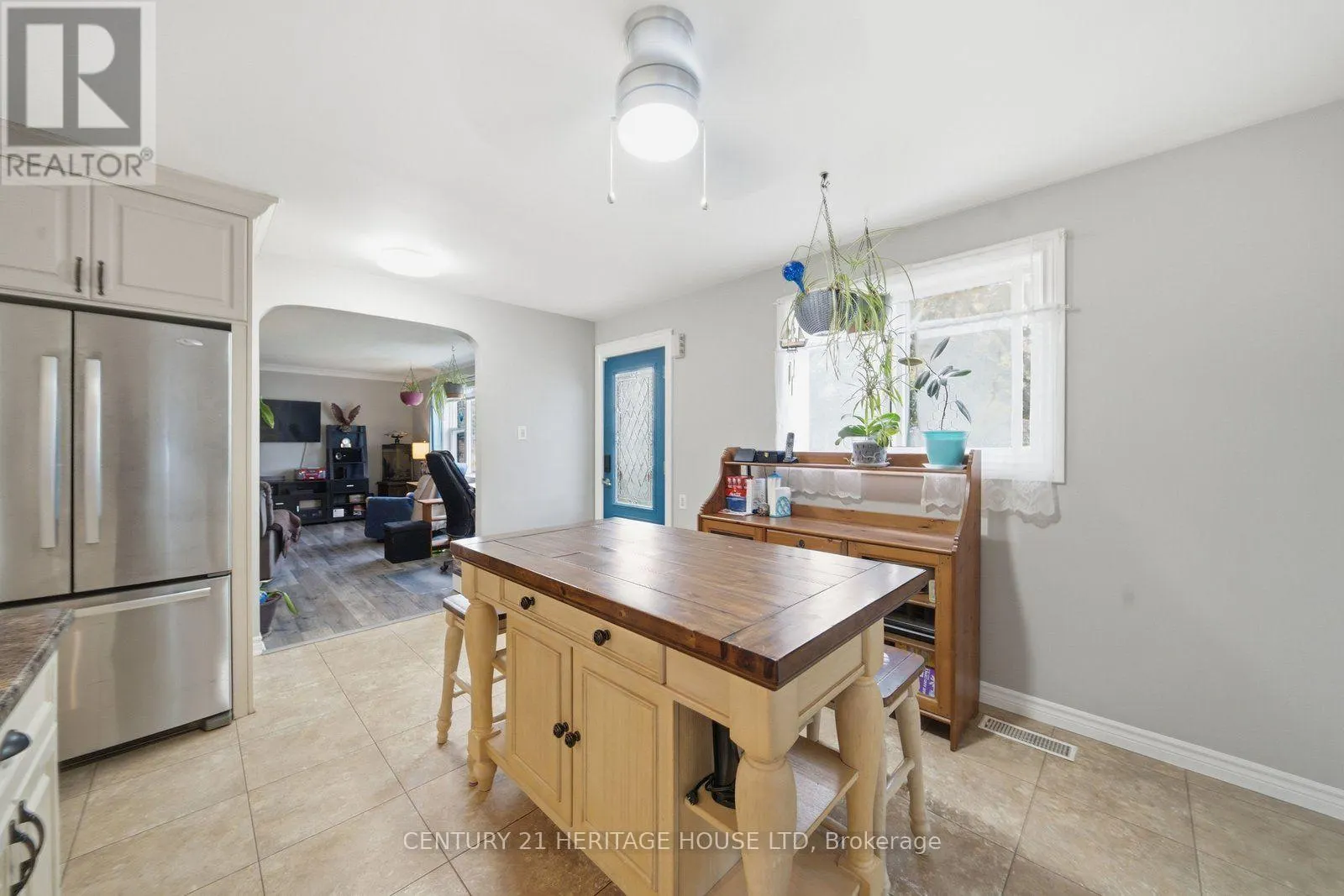 83 FAIRVIEW DRIVE