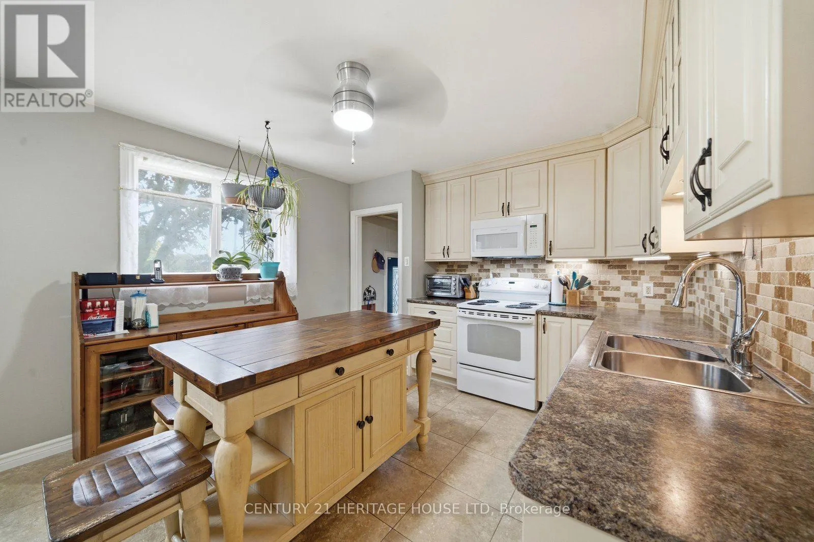 83 FAIRVIEW DRIVE