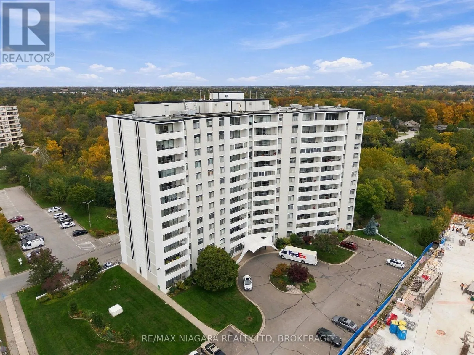 1204 - 15 TOWERING HEIGHTS BOULEVARD #1204
