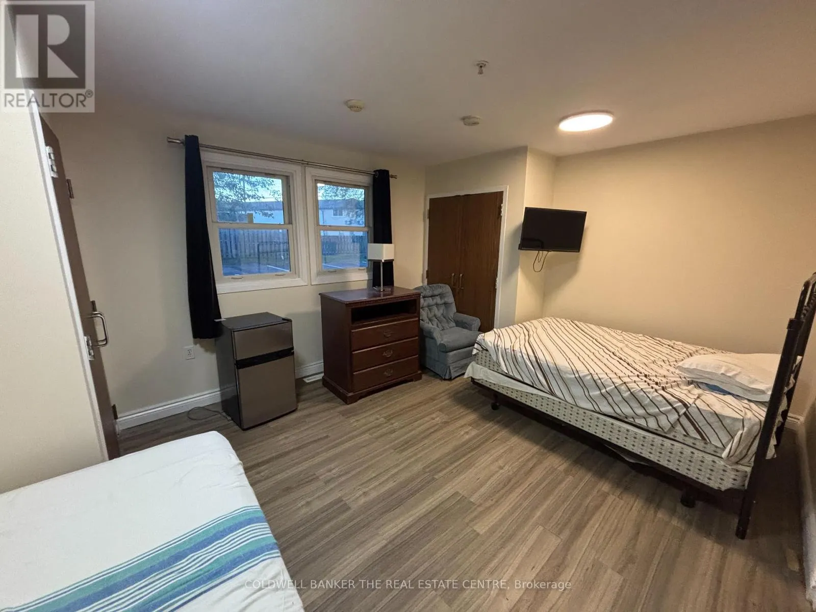 ROOMS2,5,9,10,12,14,16,17 - 7715 BEAVERDAMS ROAD