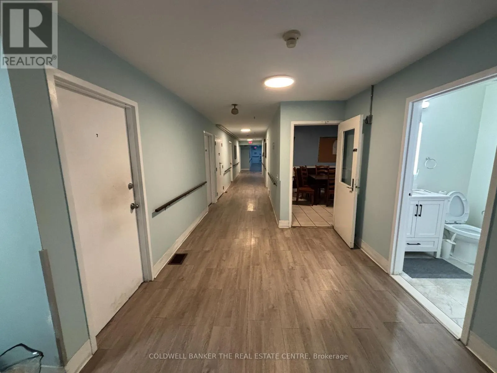 ROOMS2,5,9,10,12,14,16,17 - 7715 BEAVERDAMS ROAD
