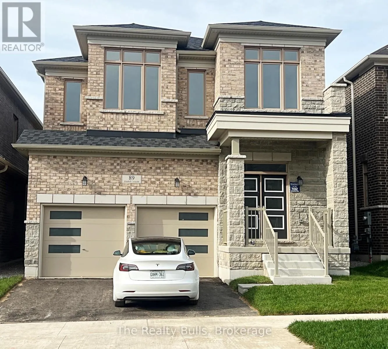 89 GLEDHILL CRESCENT