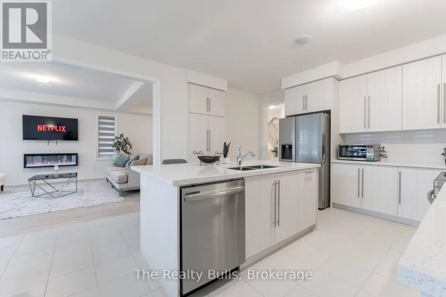 89 GLEDHILL CRESCENT