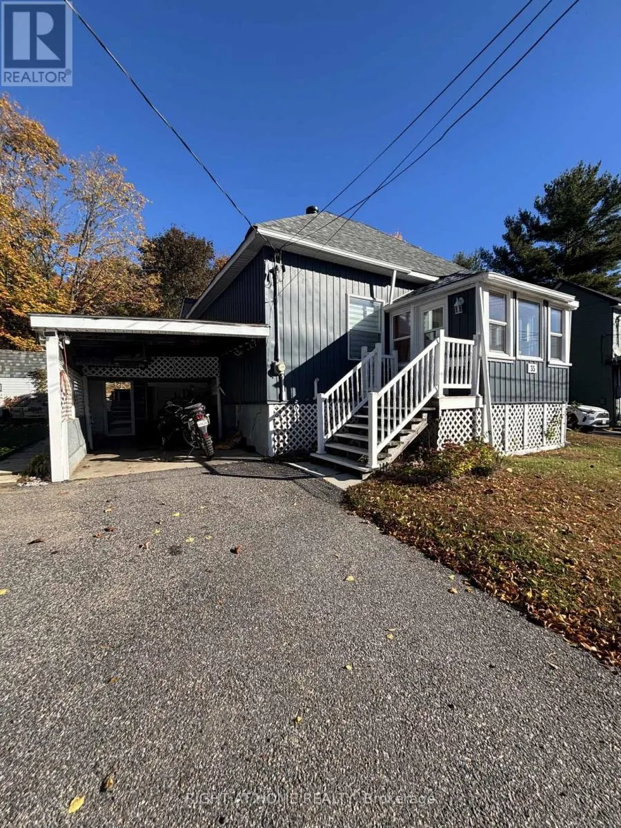 35 CASCADE STREET