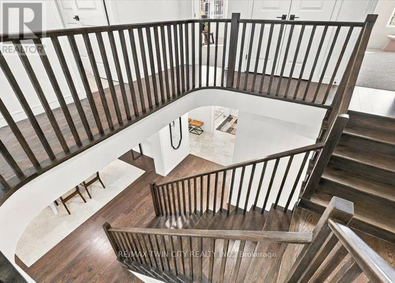 905 BROADACRE PLACE