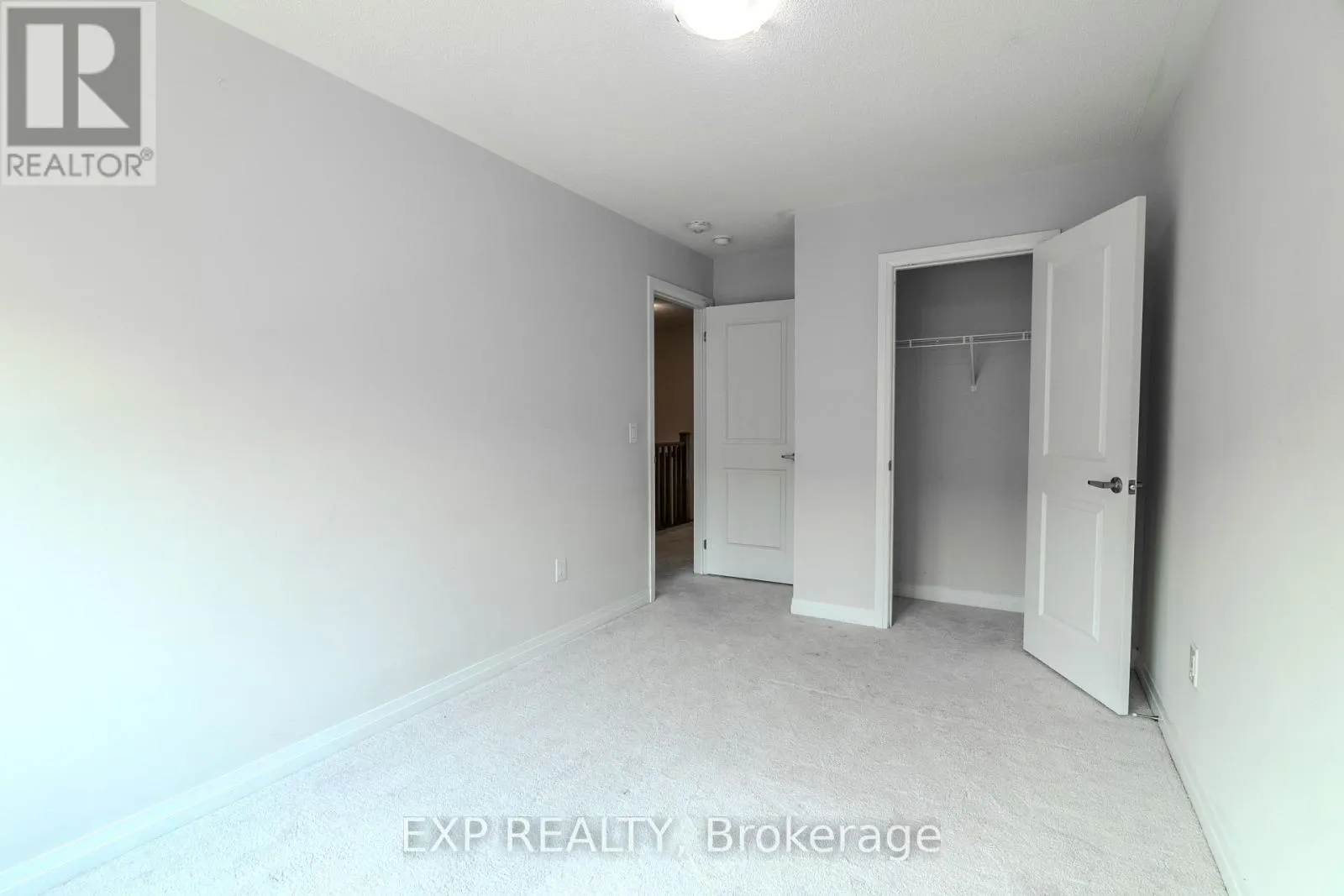1207 - 585 COLBORNE ST STREET