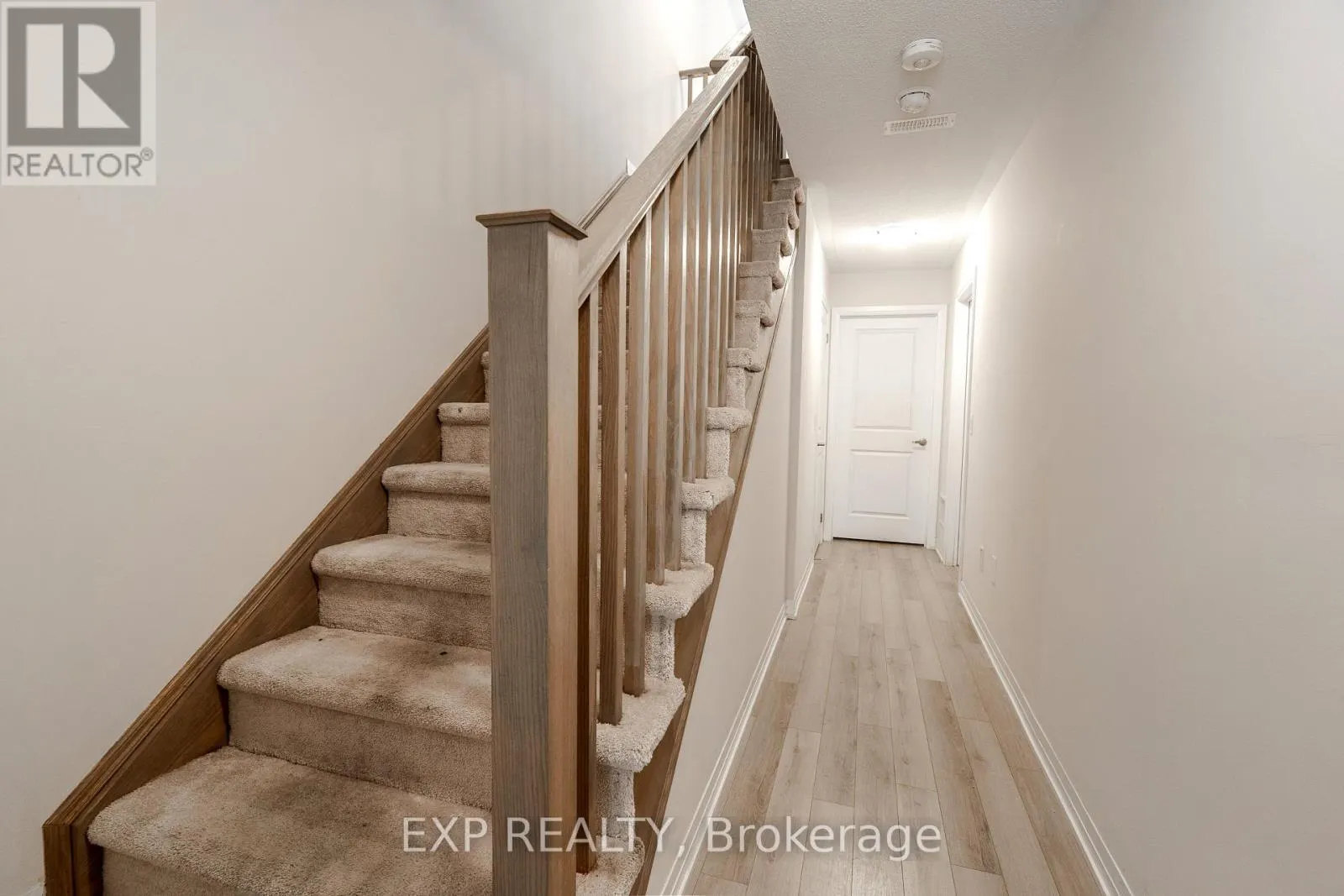 1207 - 585 COLBORNE ST STREET