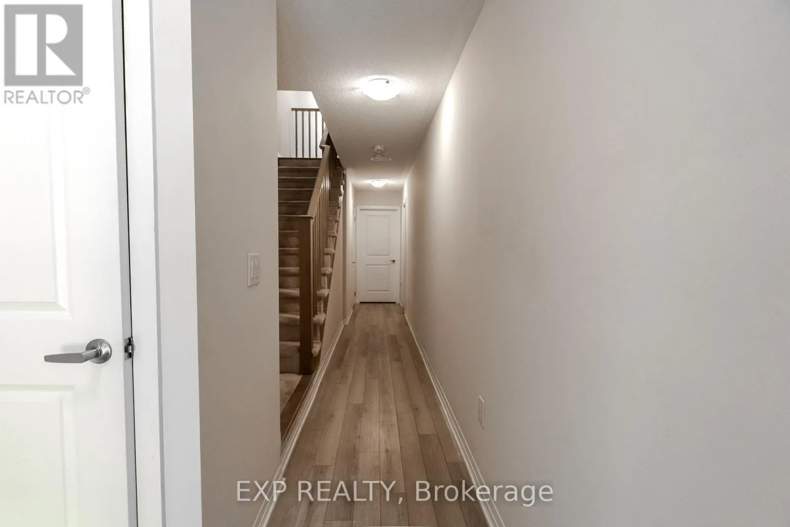 1207 - 585 COLBORNE ST STREET
