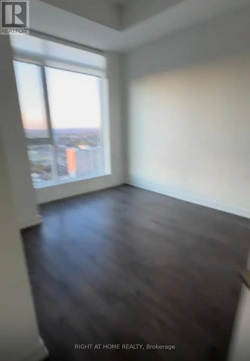 9 - 55 DUKE STREET W