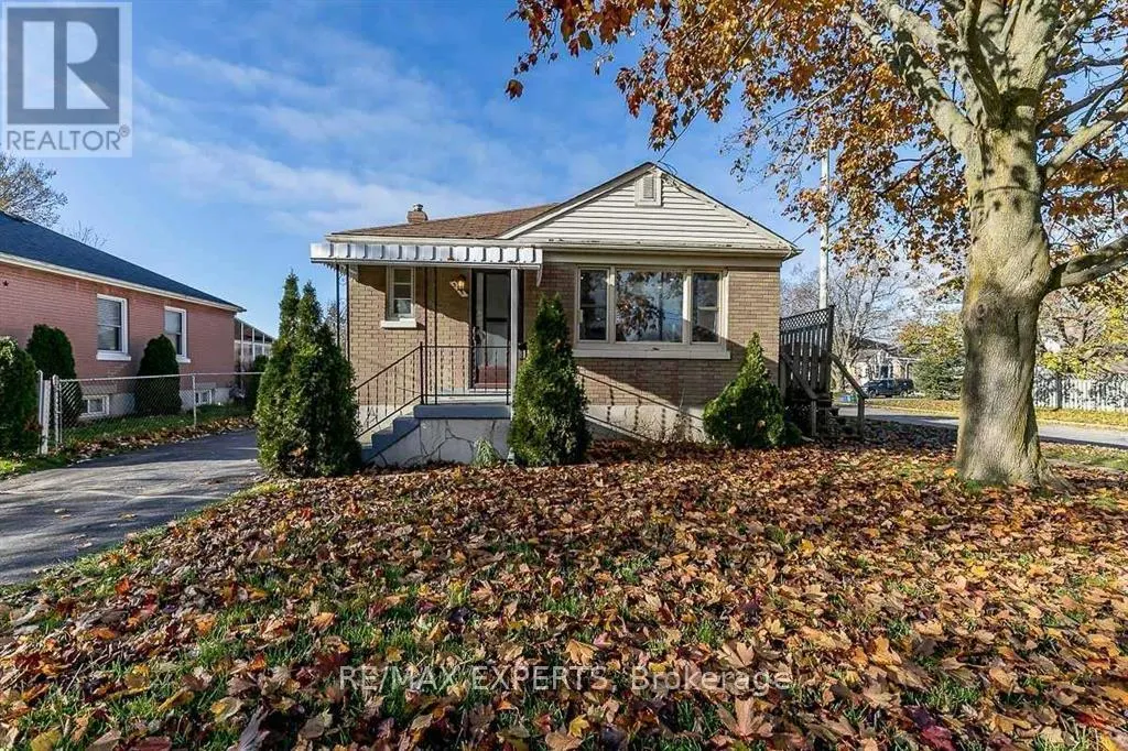 529 BURNHAM STREET