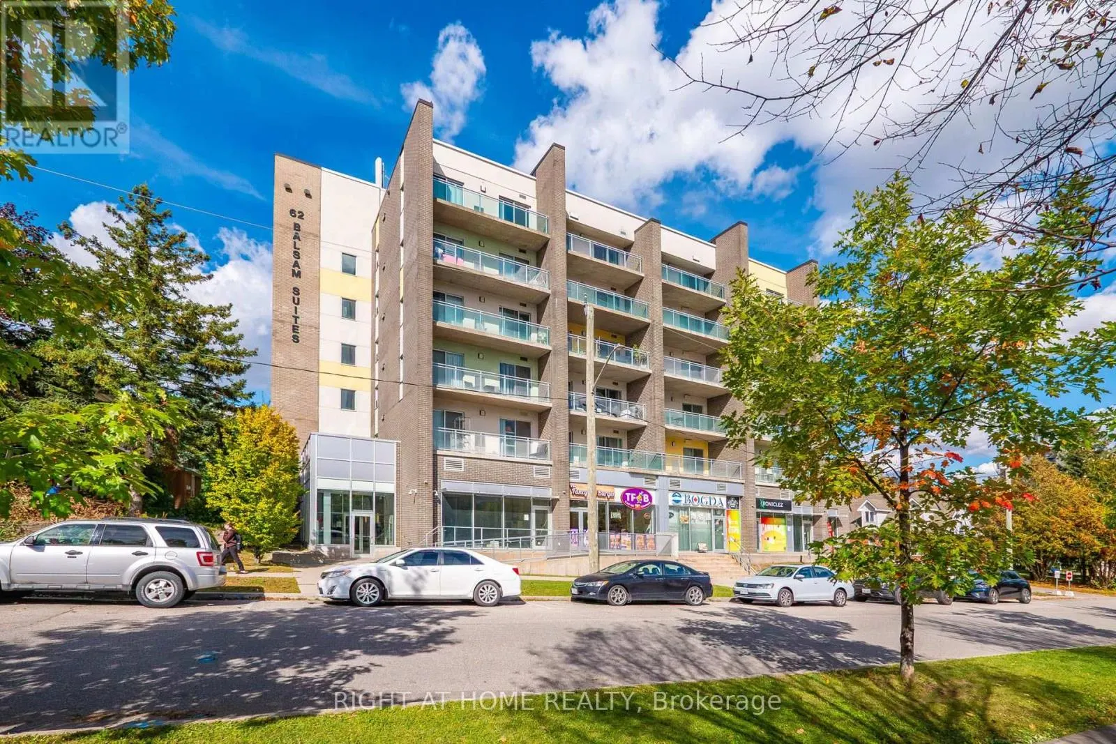 B508 - 62 BALSAM STREET