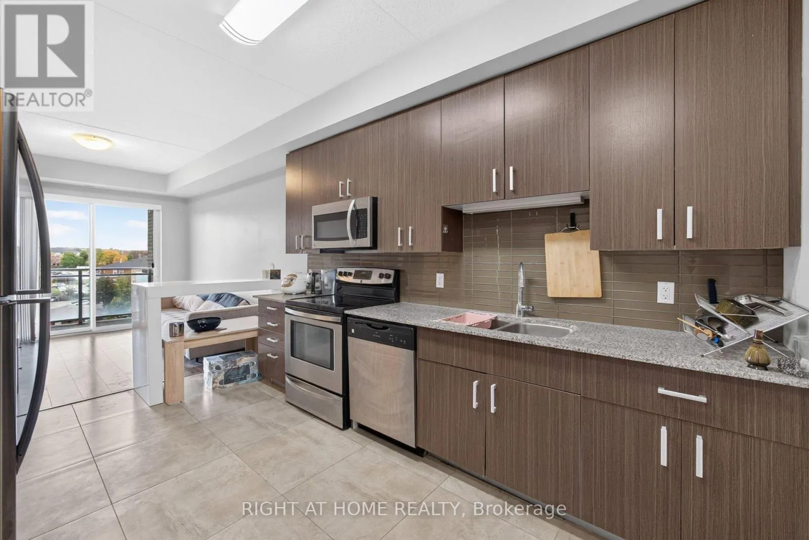 B508 - 62 BALSAM STREET