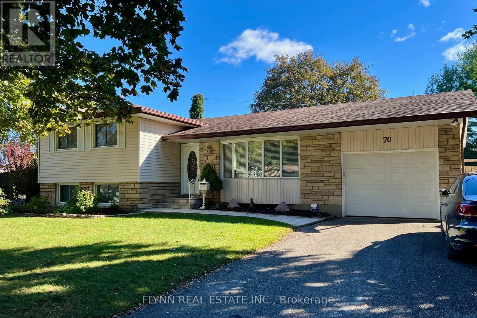 70 RICHELIEU DRIVE