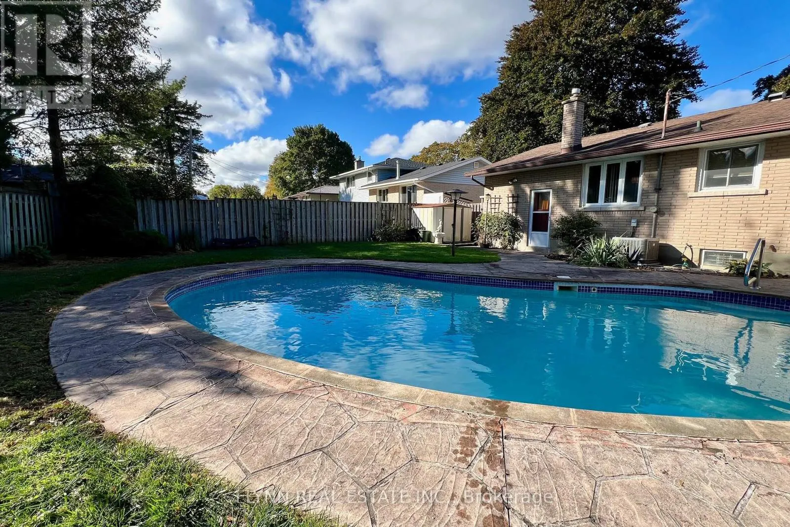 70 RICHELIEU DRIVE