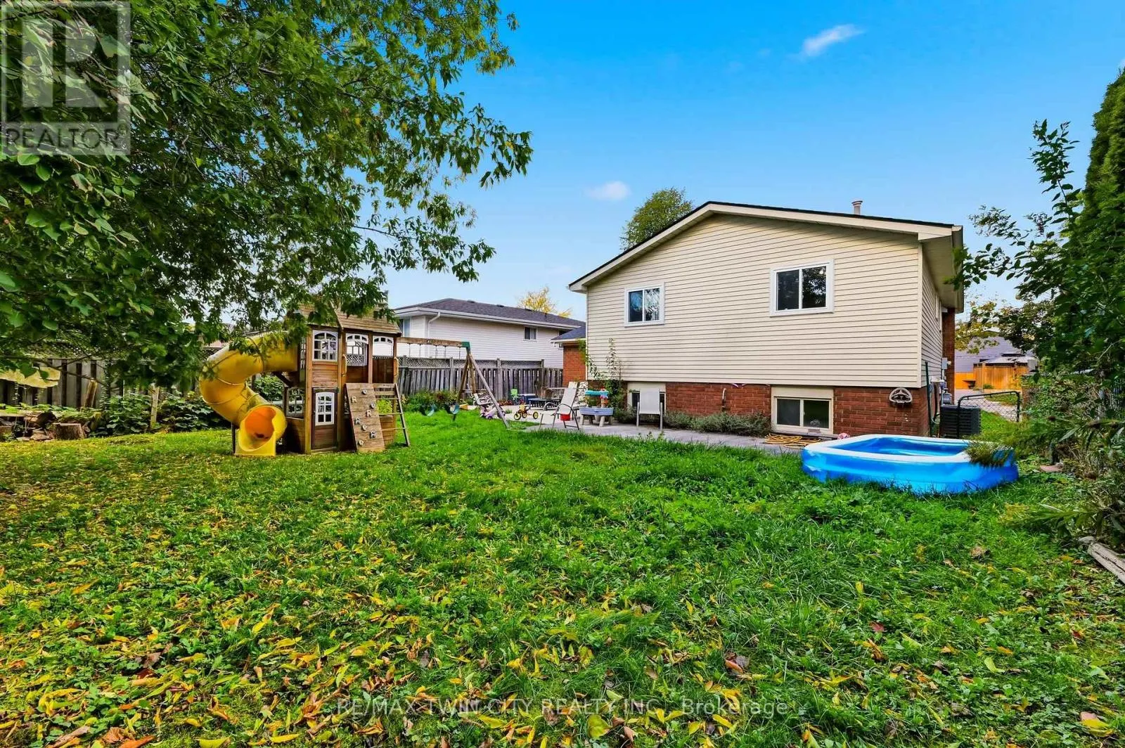 82 BEAVER CRESCENT