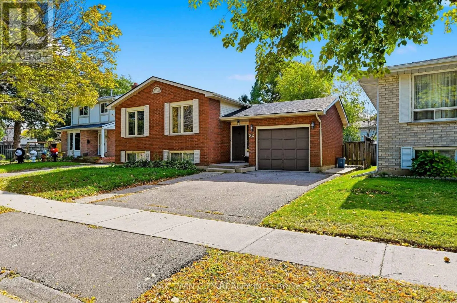 82 BEAVER CRESCENT