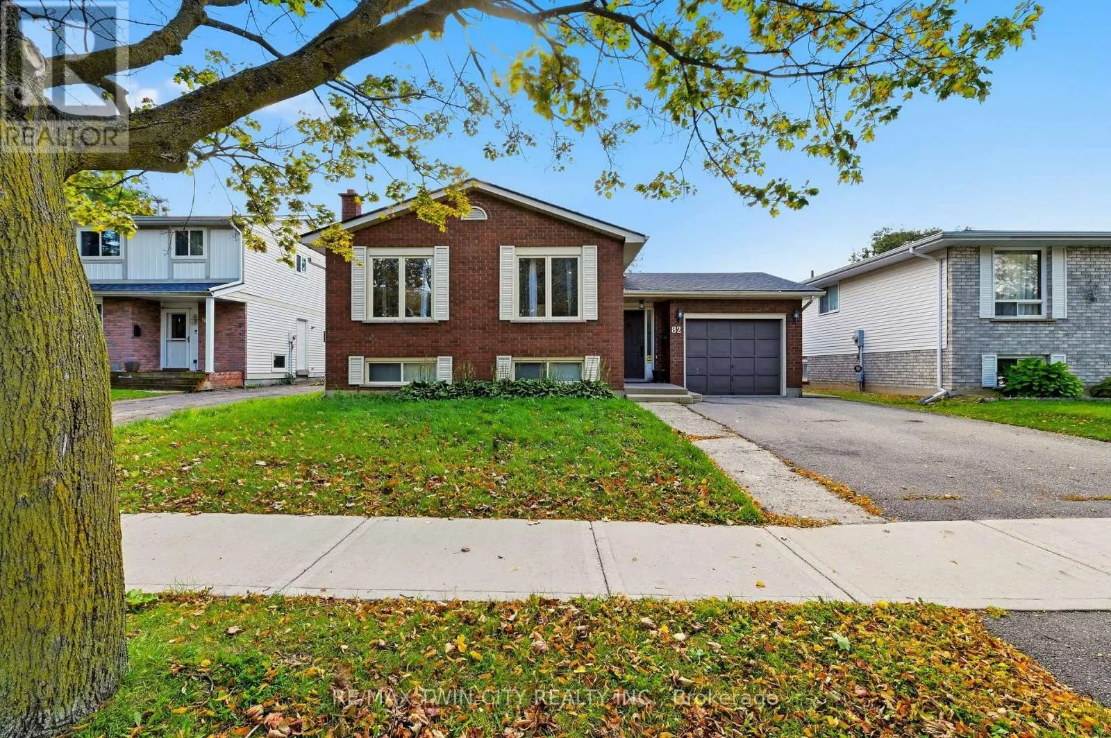 82 BEAVER CRESCENT