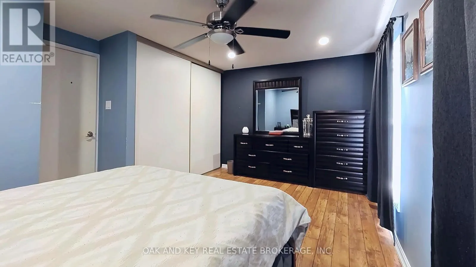 25 TIMBERLANE CRESCENT