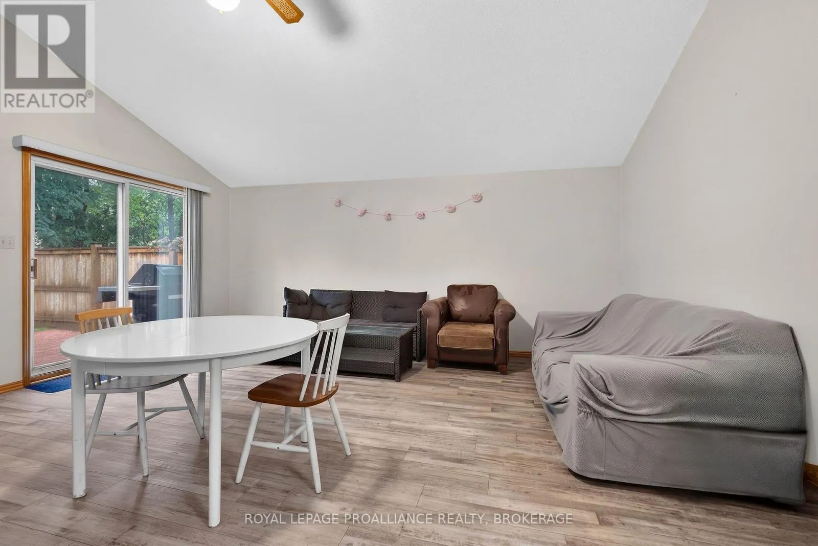 86 ELLERBECK STREET