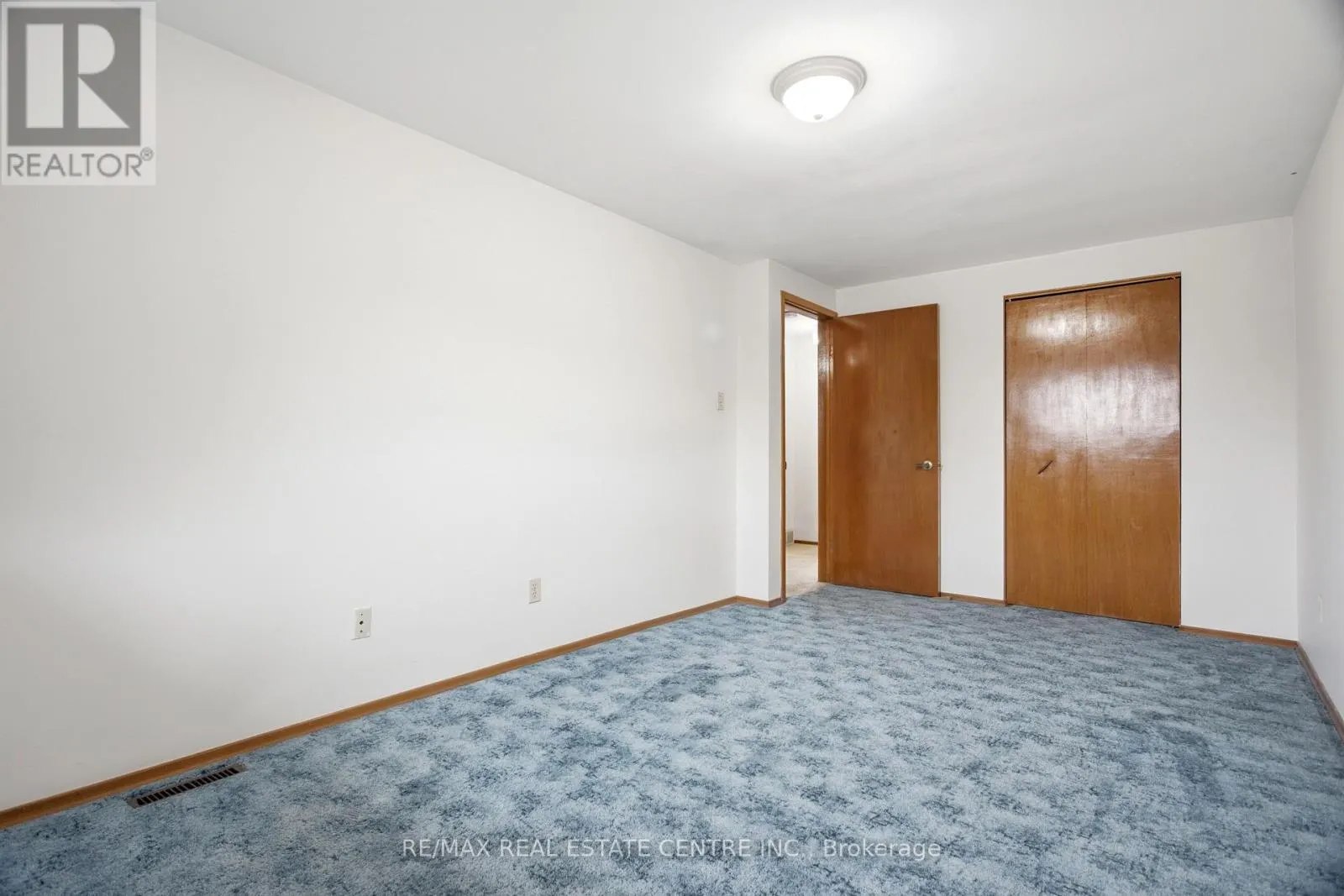39 SEBAS COURT