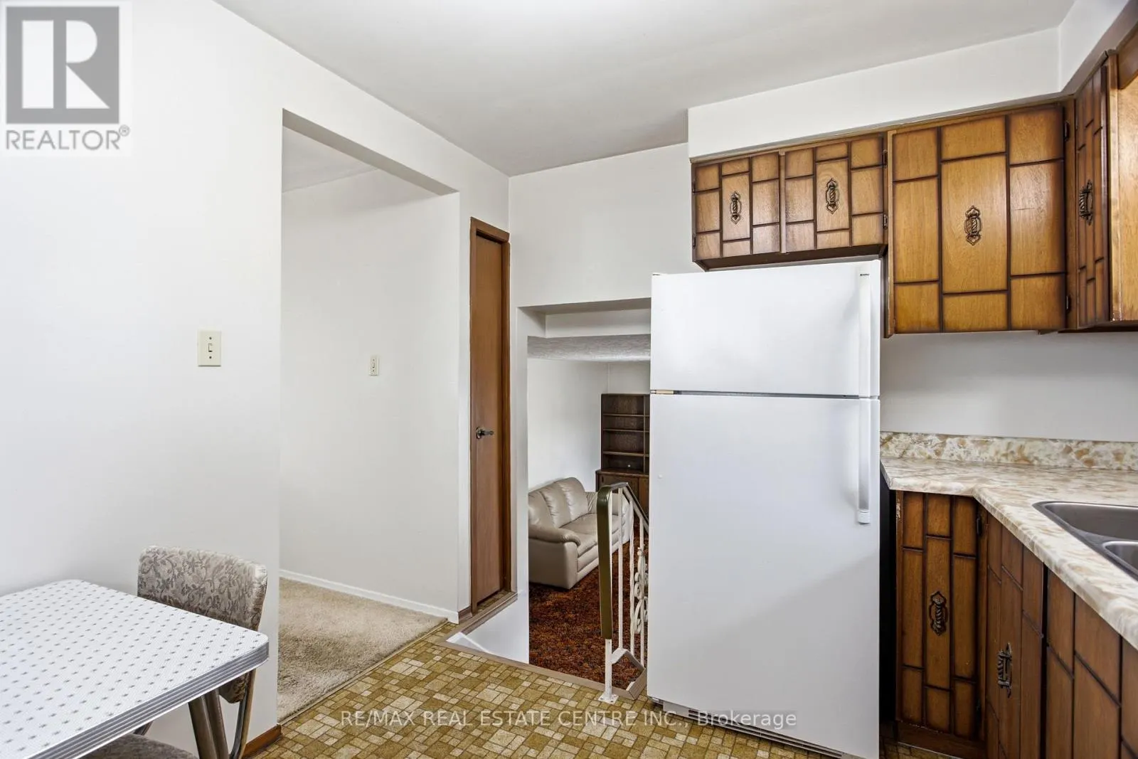 39 SEBAS COURT