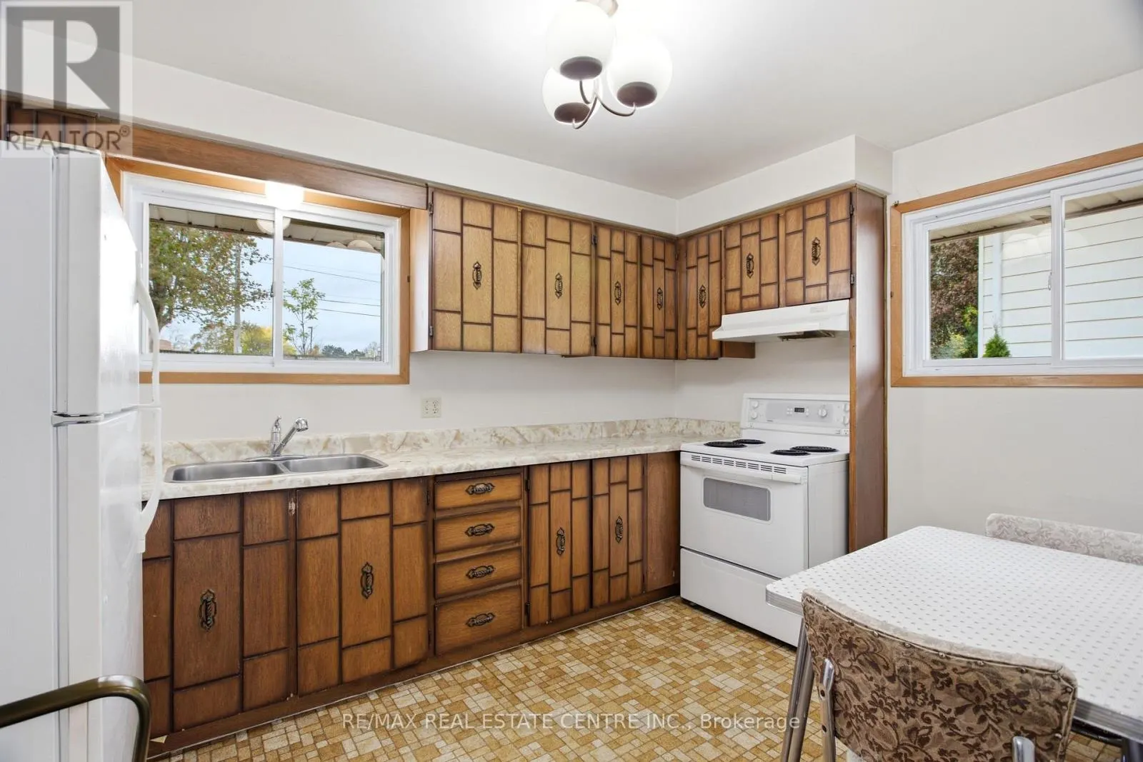 39 SEBAS COURT