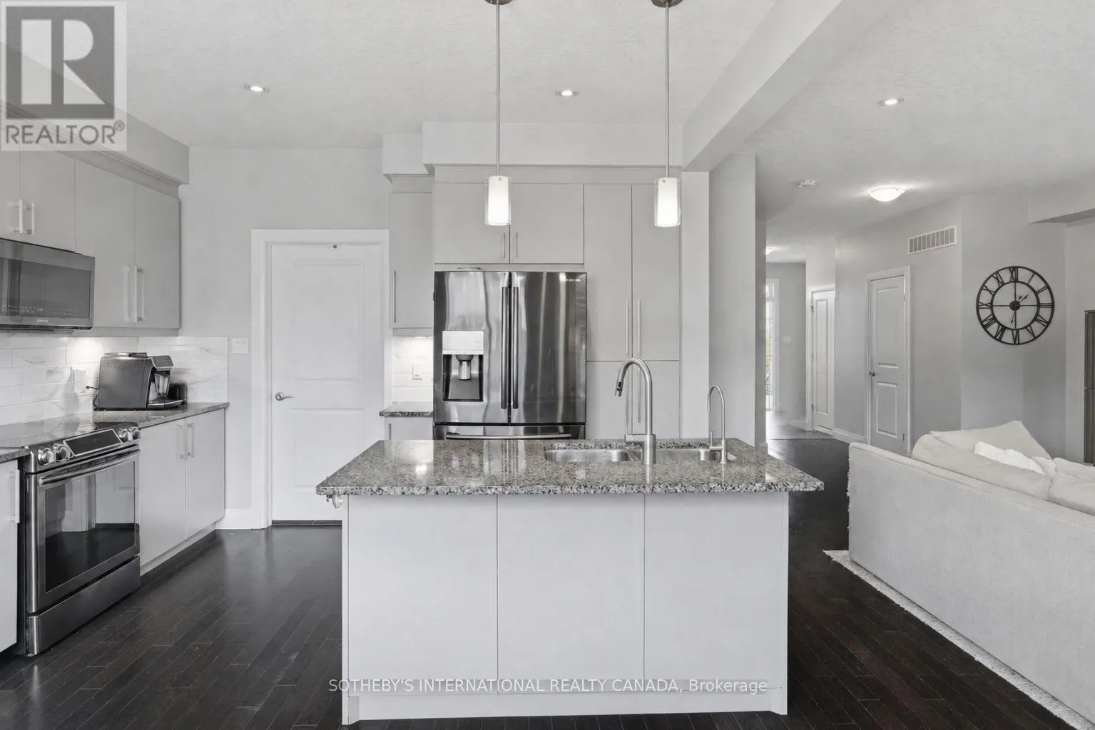 356 FREURE DRIVE