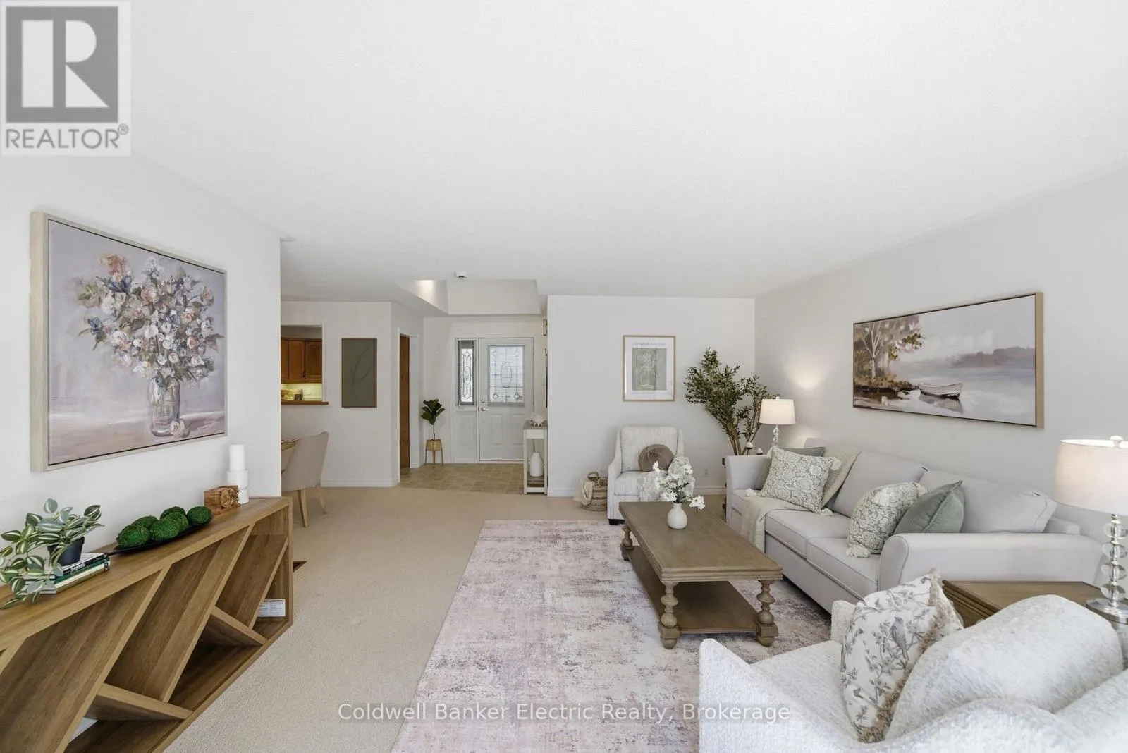 40 - 300 FRANMOR DRIVE #40