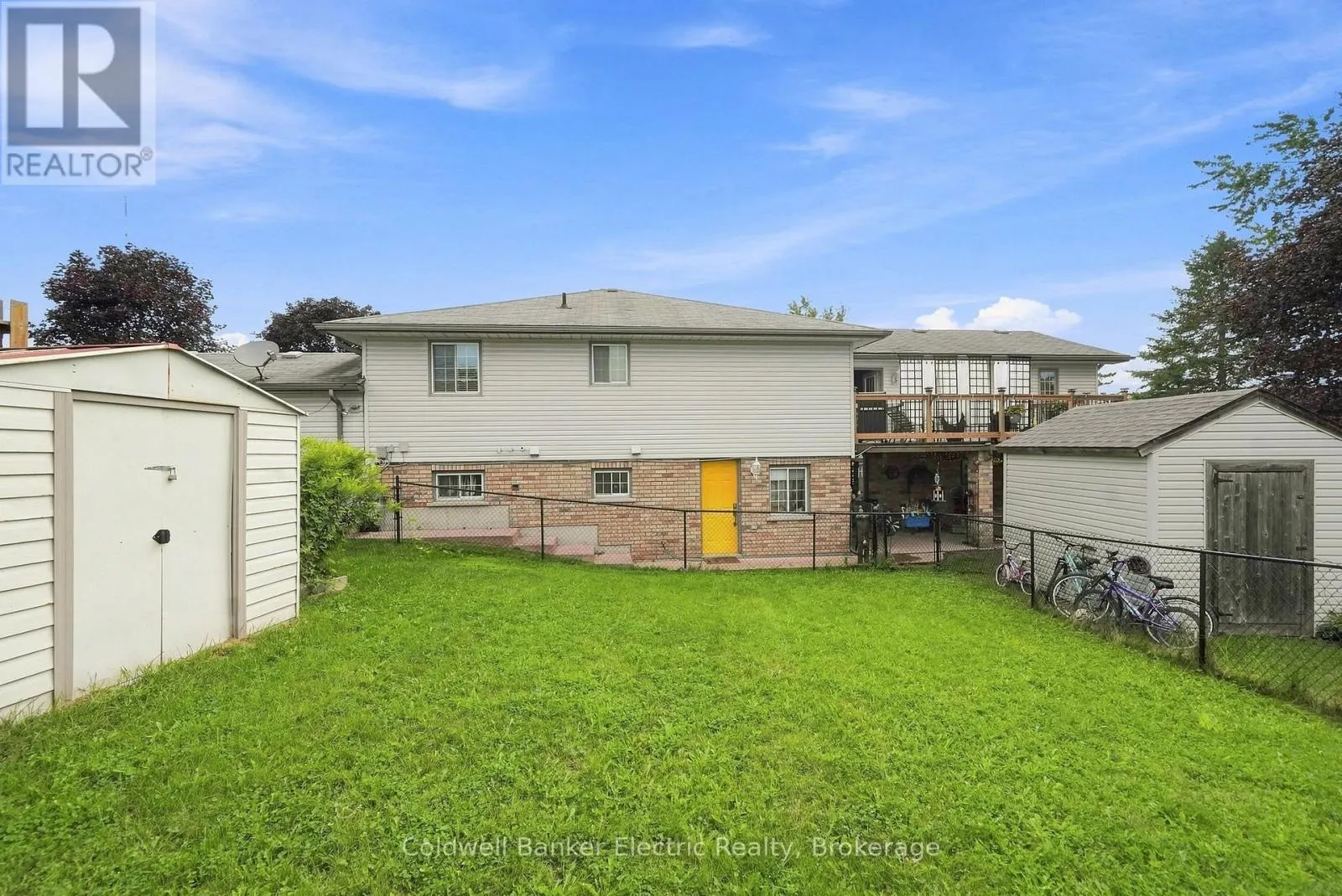 854 ABBEY LANE