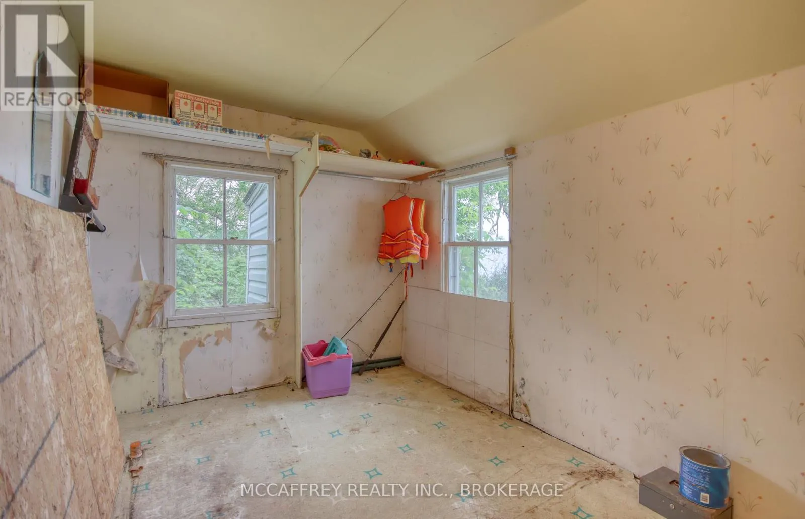 94 WILLOW POINT LANE