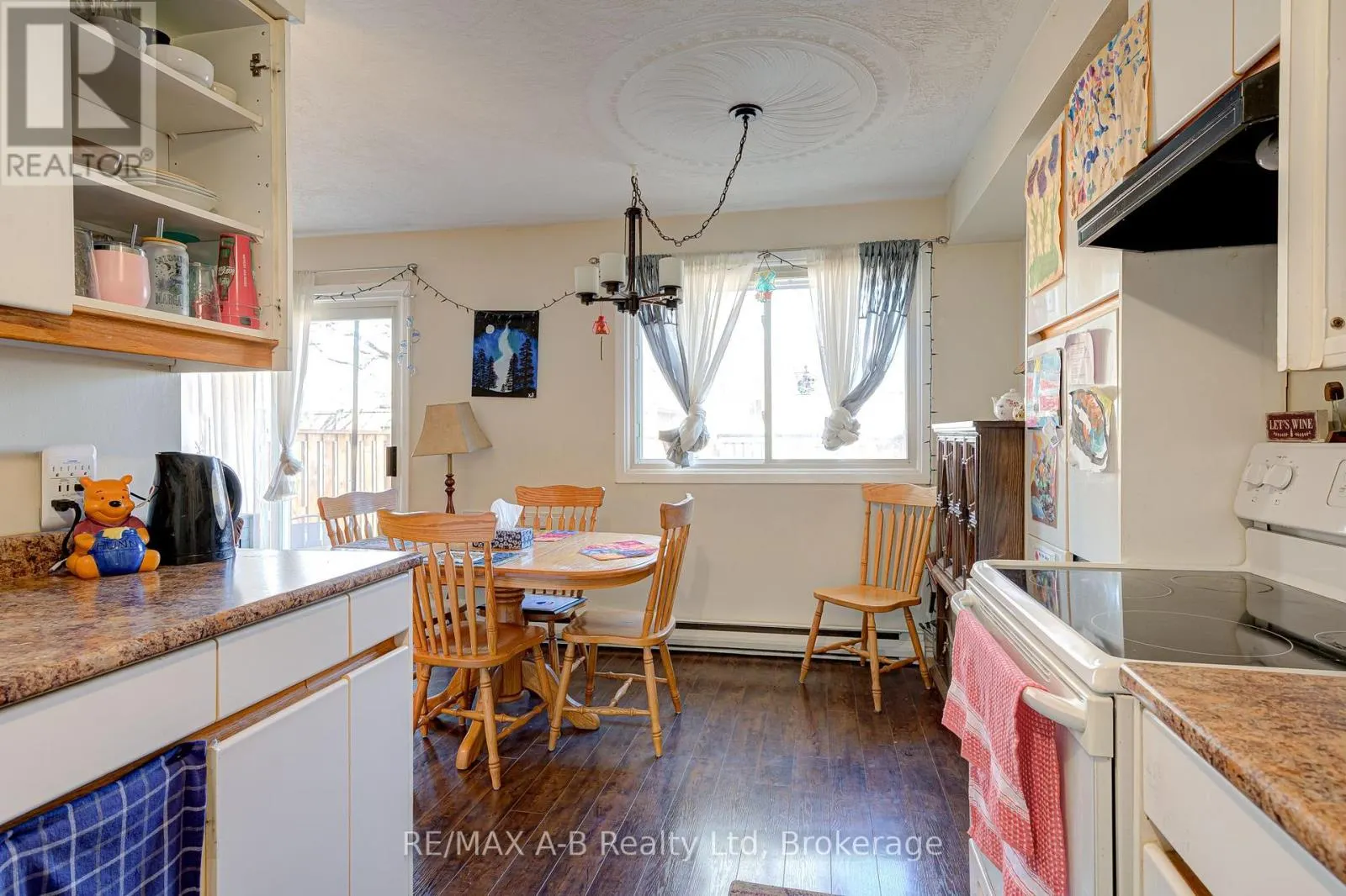 7 - 300 TRAYNOR AVENUE #7