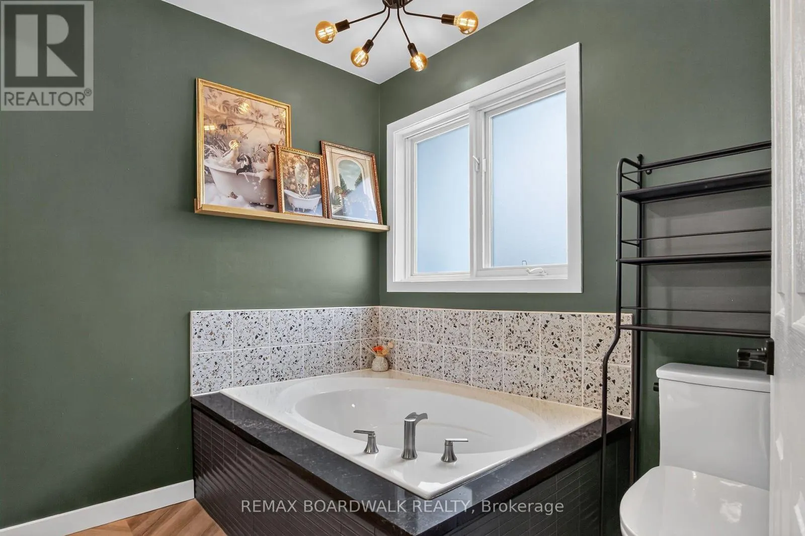 994 ROCKY HARBOUR CRESCENT