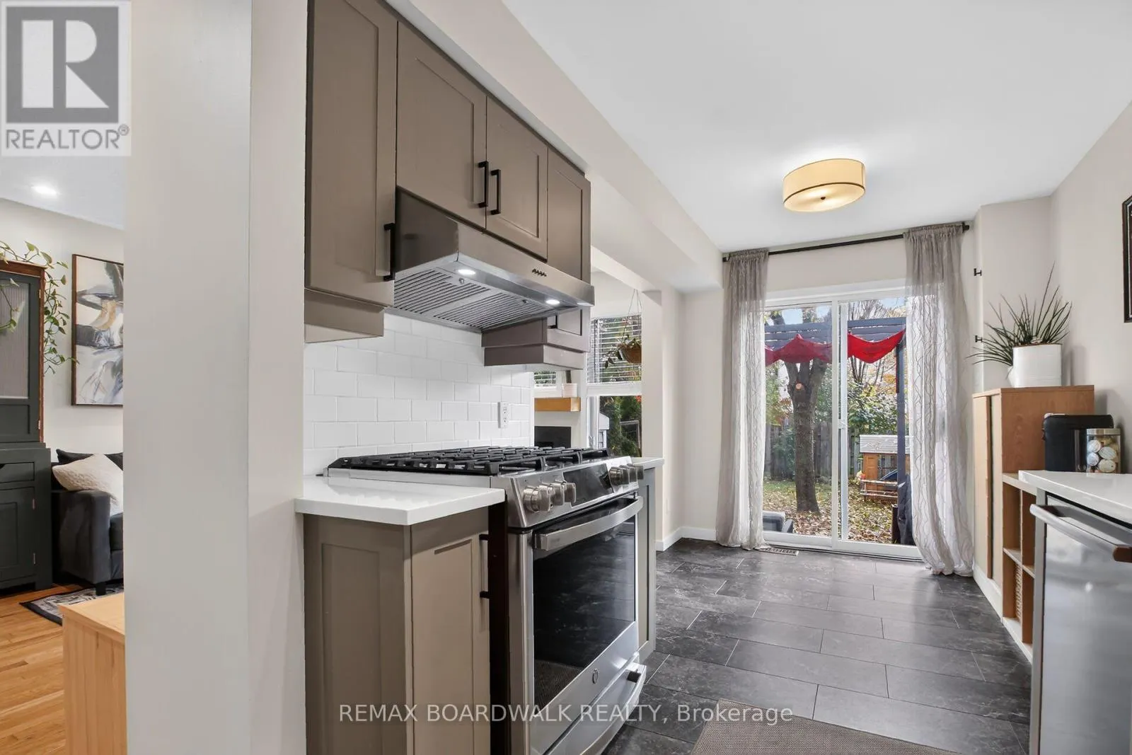 994 ROCKY HARBOUR CRESCENT