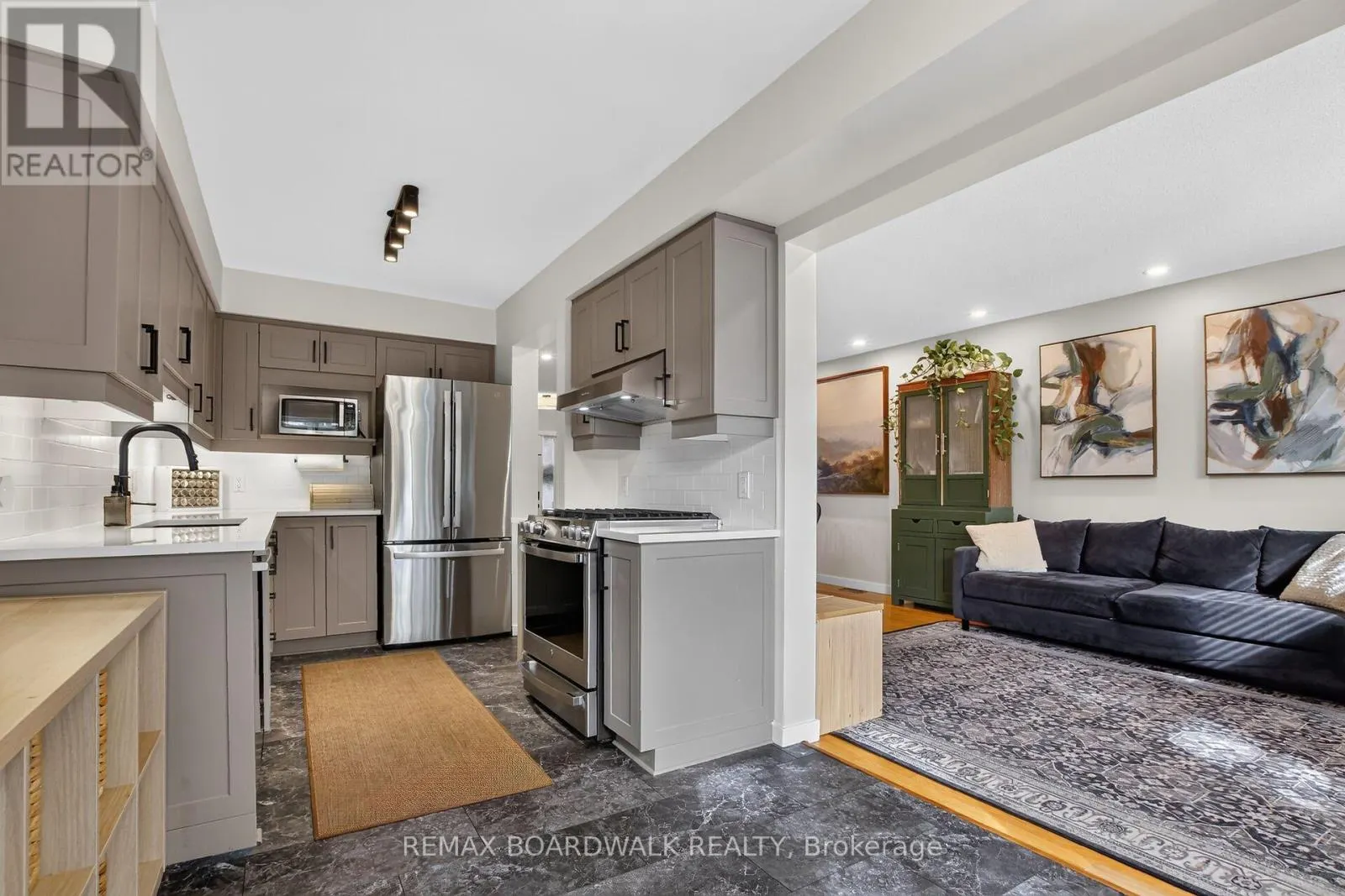 994 ROCKY HARBOUR CRESCENT