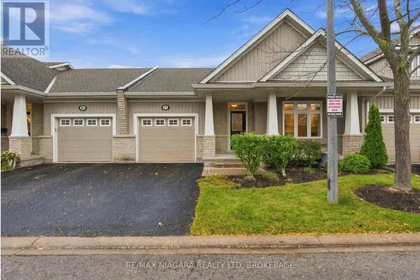 17 - 92 LORETTA DRIVE #17