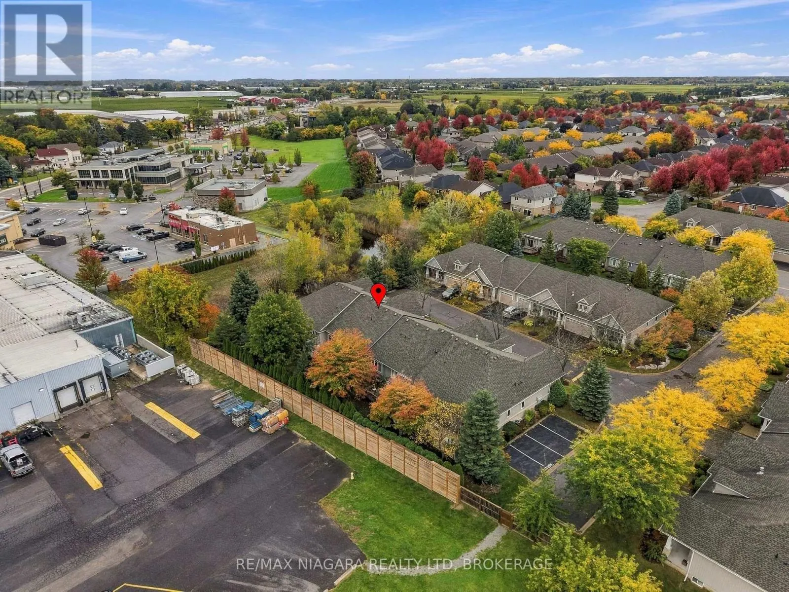 17 - 92 LORETTA DRIVE #17