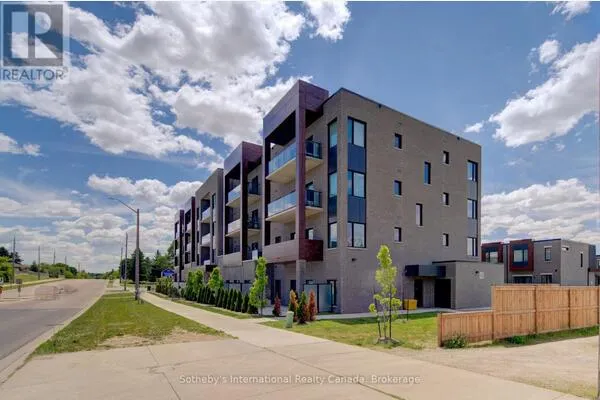 402 - 408 DUNDAS STREET S