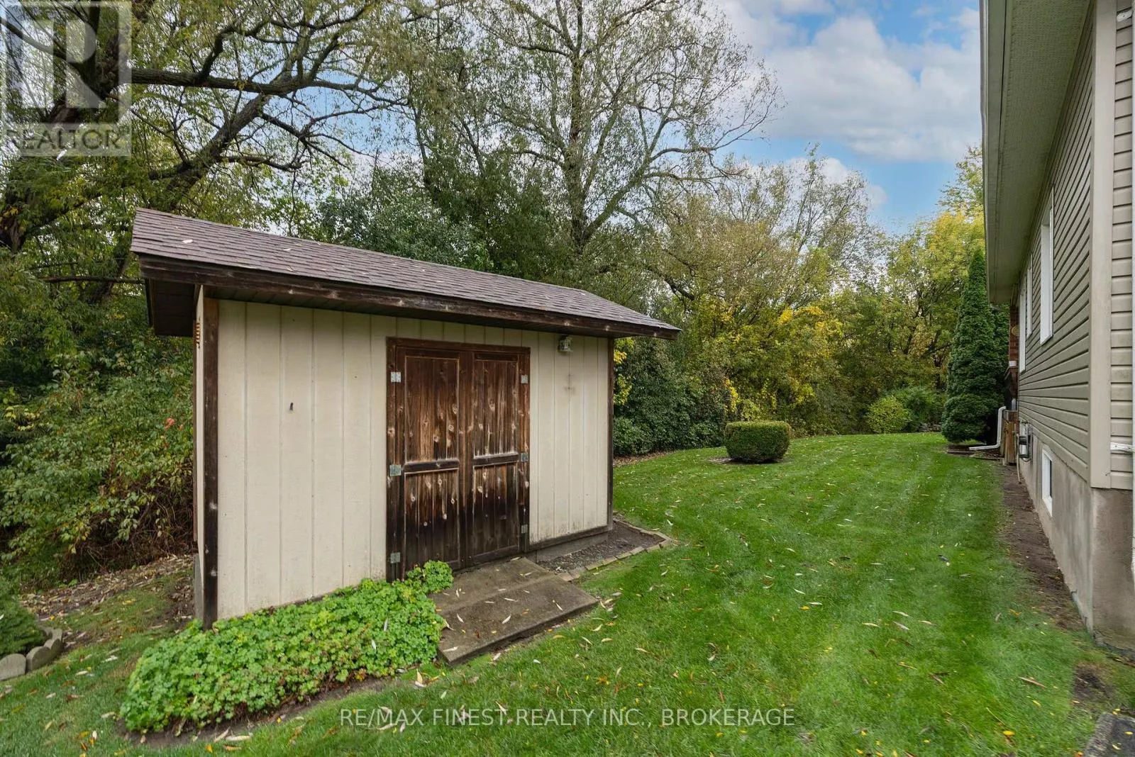 540 MONTEREY COURT