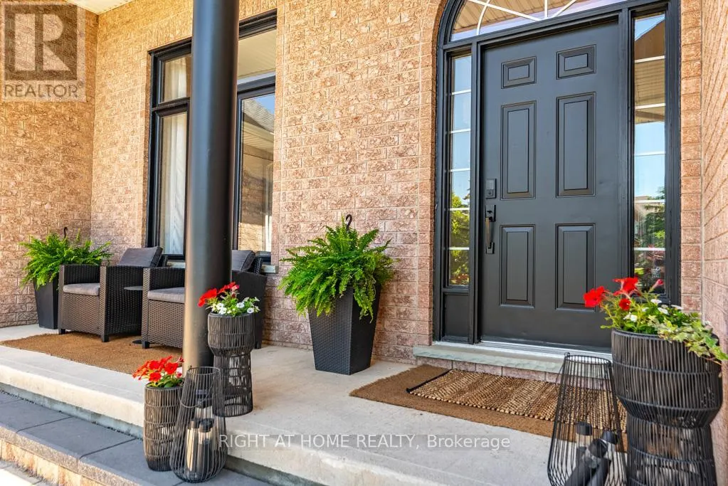 11 SETTLERS COURT