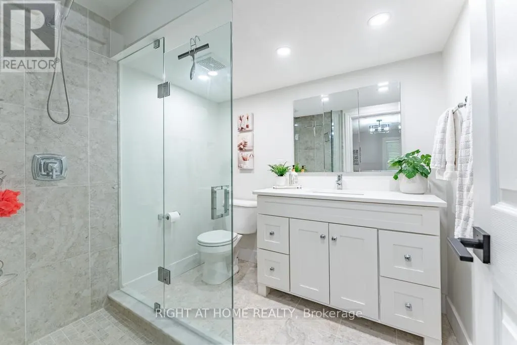11 SETTLERS COURT