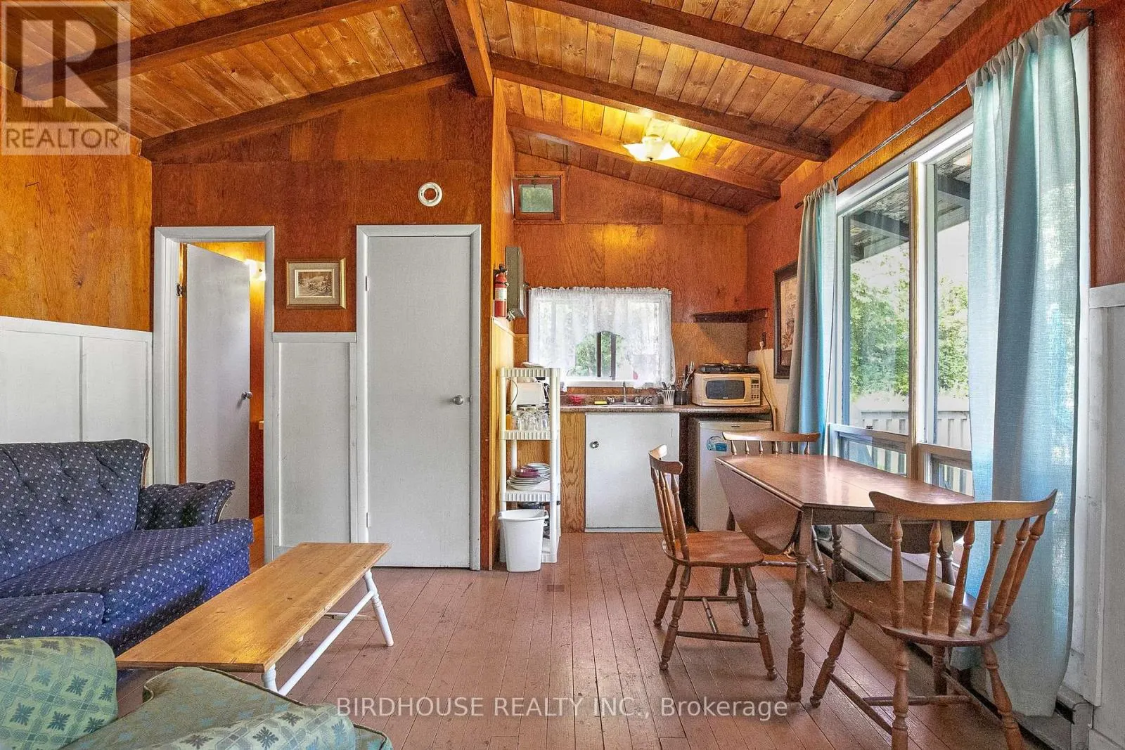 15 CEDAR NOOK ROAD