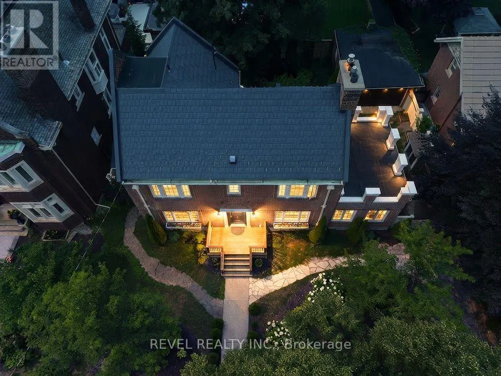116 DUFFERIN AVENUE