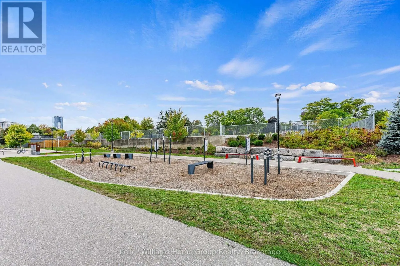 503 - 15 PRINCE ALBERT BOULEVARD #503