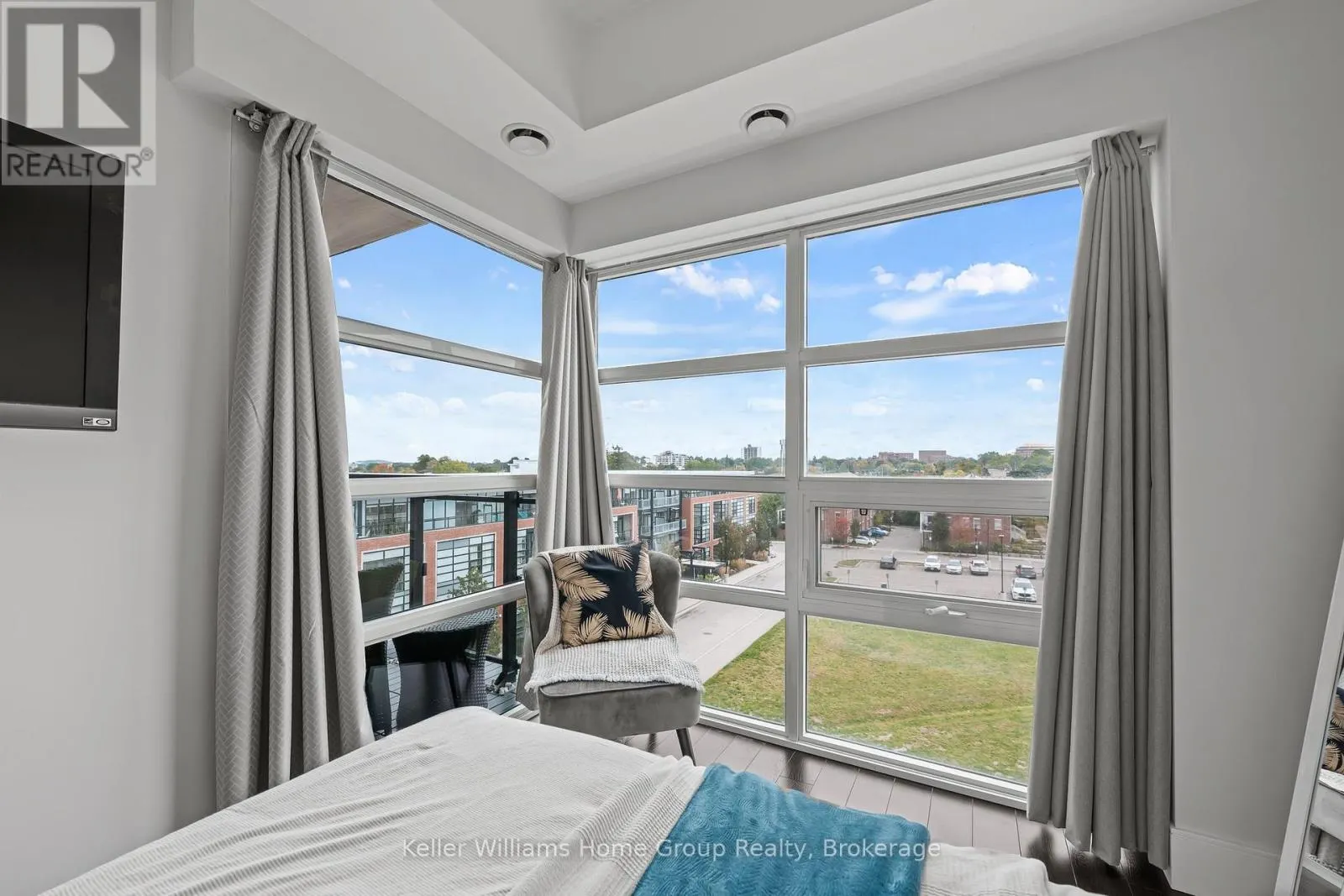 503 - 15 PRINCE ALBERT BOULEVARD #503