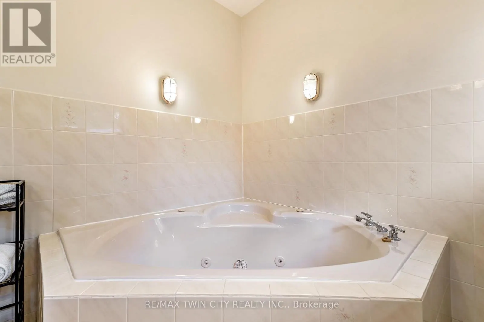 25 BRIER CRESCENT