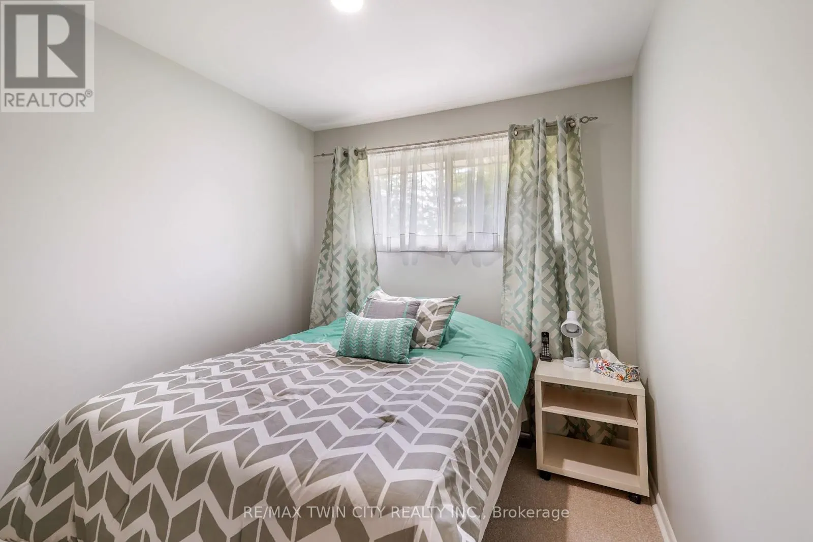 25 BRIER CRESCENT