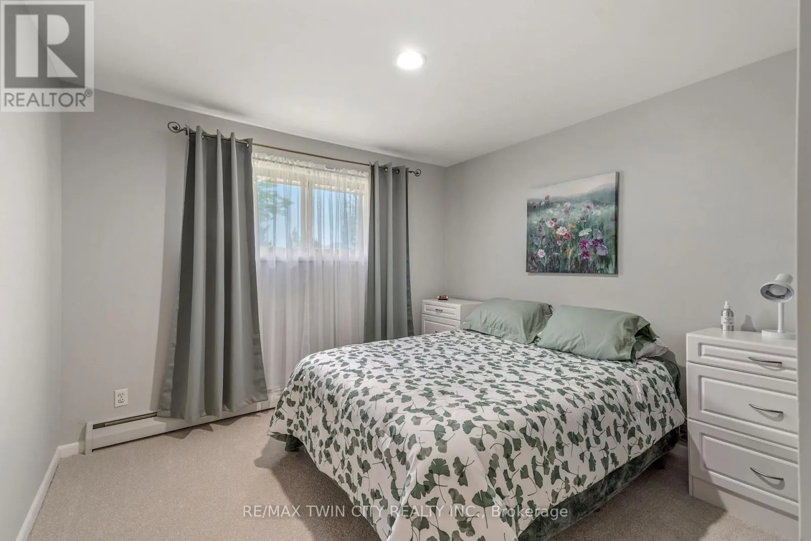 25 BRIER CRESCENT