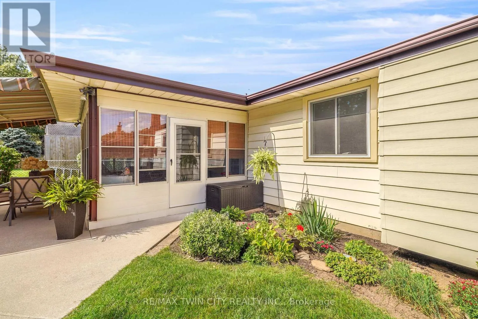 25 BRIER CRESCENT