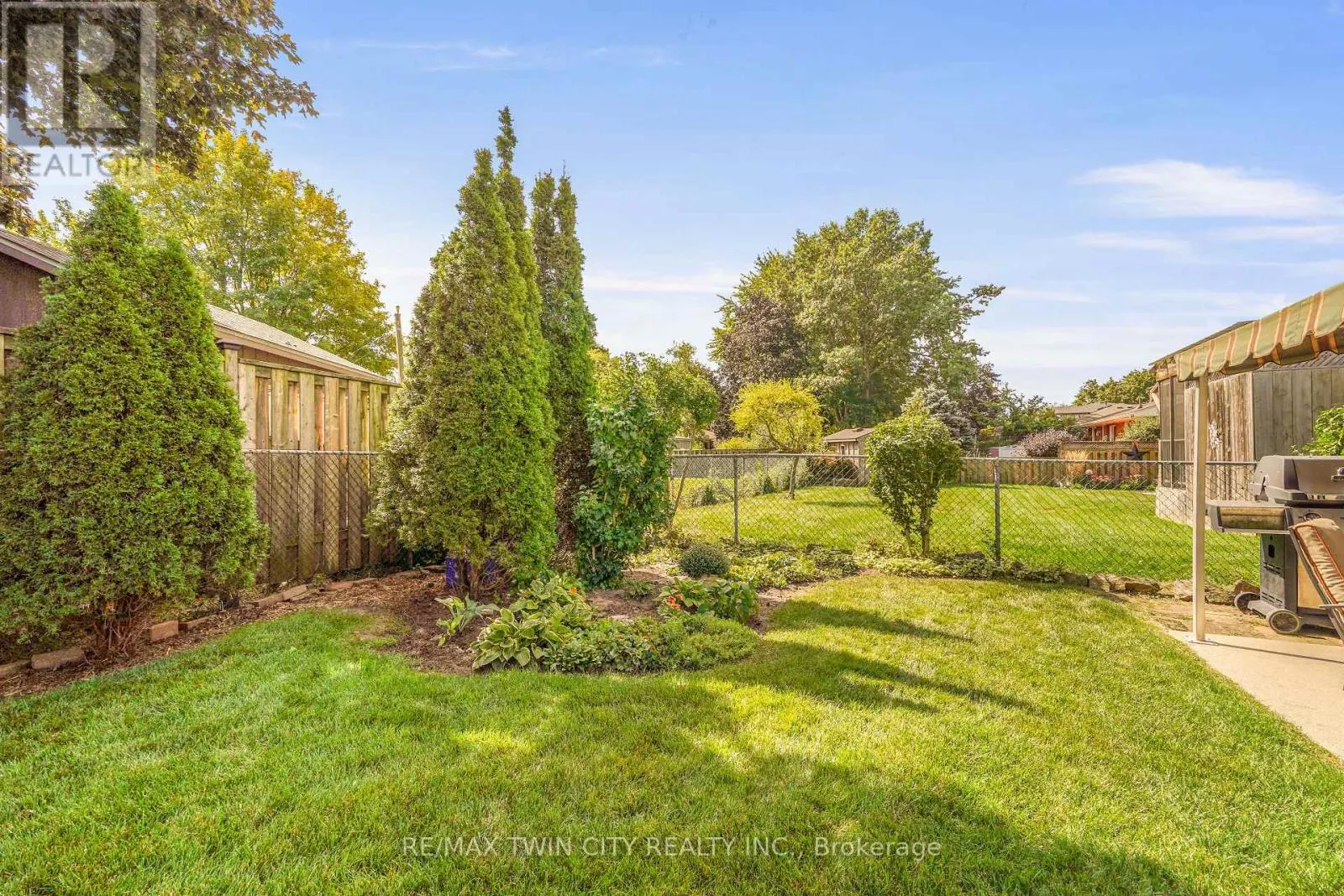 25 BRIER CRESCENT