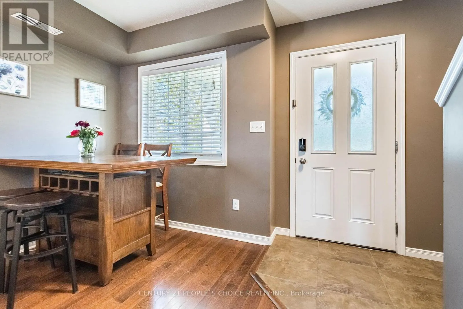 9 - 35 MOUNTFORD DRIVE
